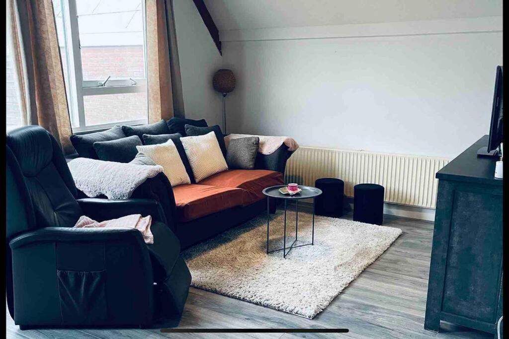 Leuke Bungalow In Noord-Holland Opmeer Экстерьер фото